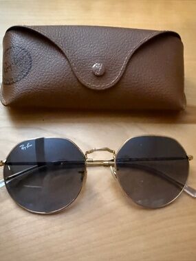 Ray-Ban Jack RB3565 Sunglasses Blue Gradient Lens Gold Frame Unisex Italy 55mm